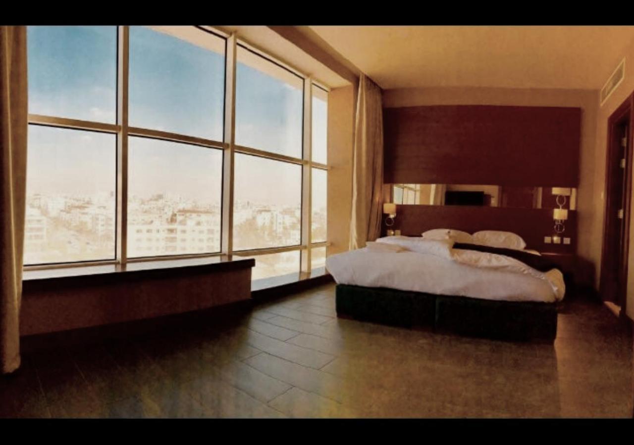 The Seventh Star Hotel Suites Amman Zewnętrze zdjęcie