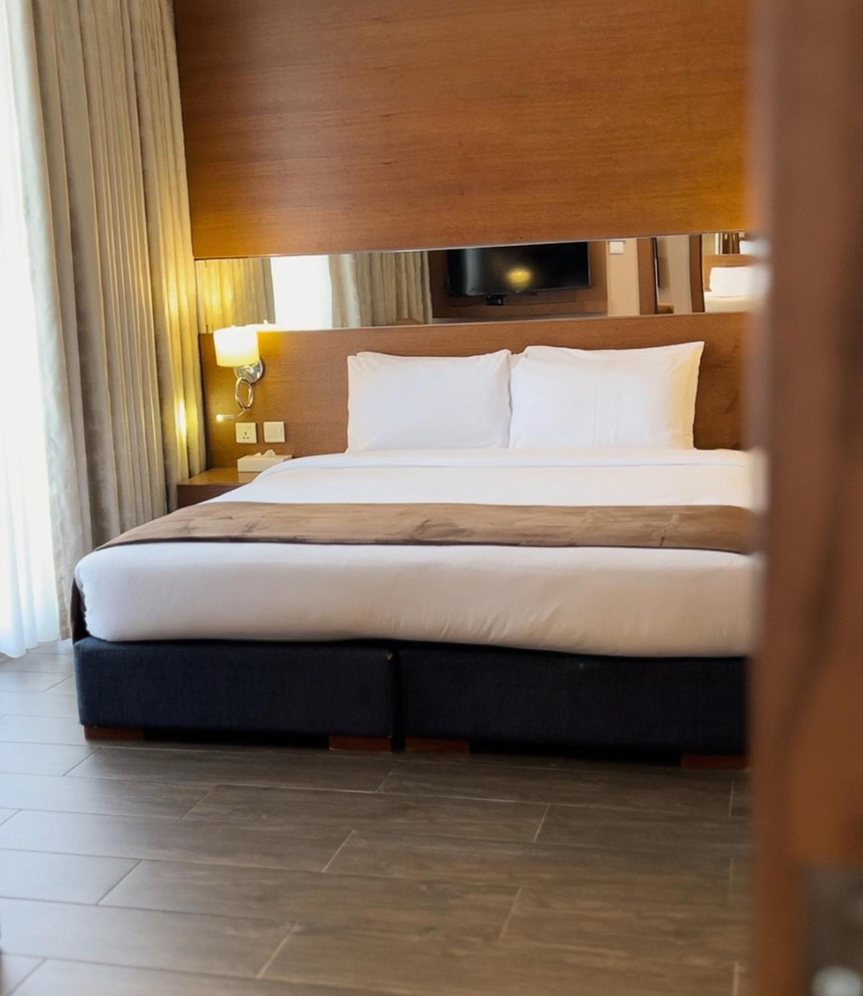 The Seventh Star Hotel Suites Amman Zewnętrze zdjęcie
