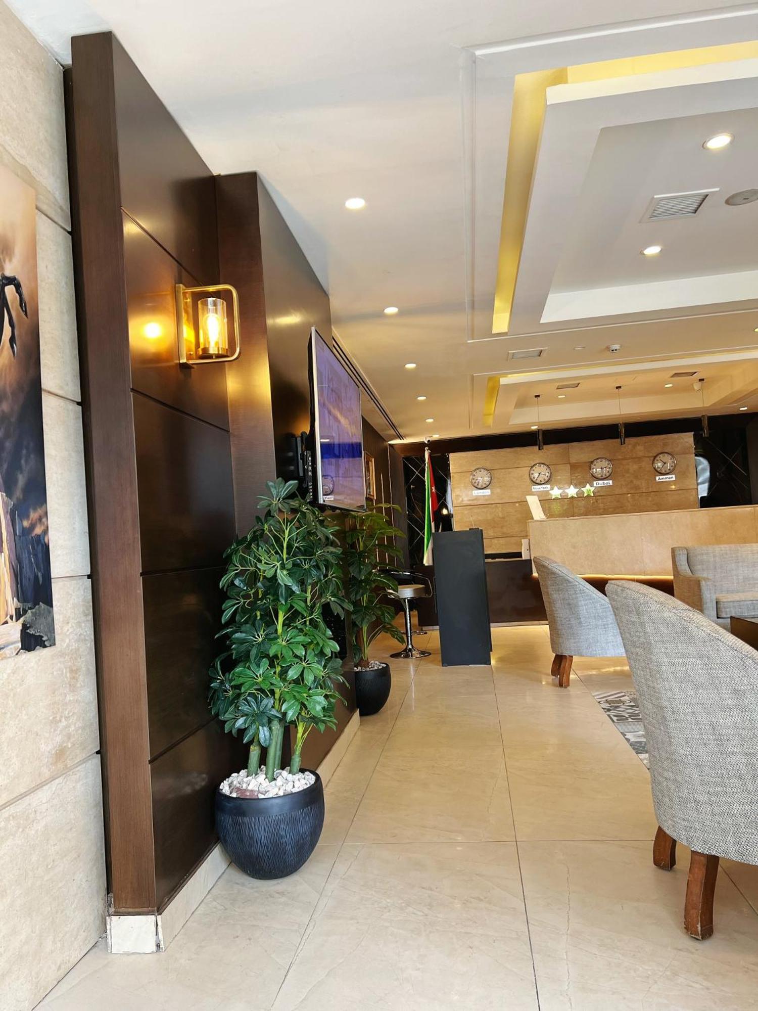The Seventh Star Hotel Suites Amman Zewnętrze zdjęcie