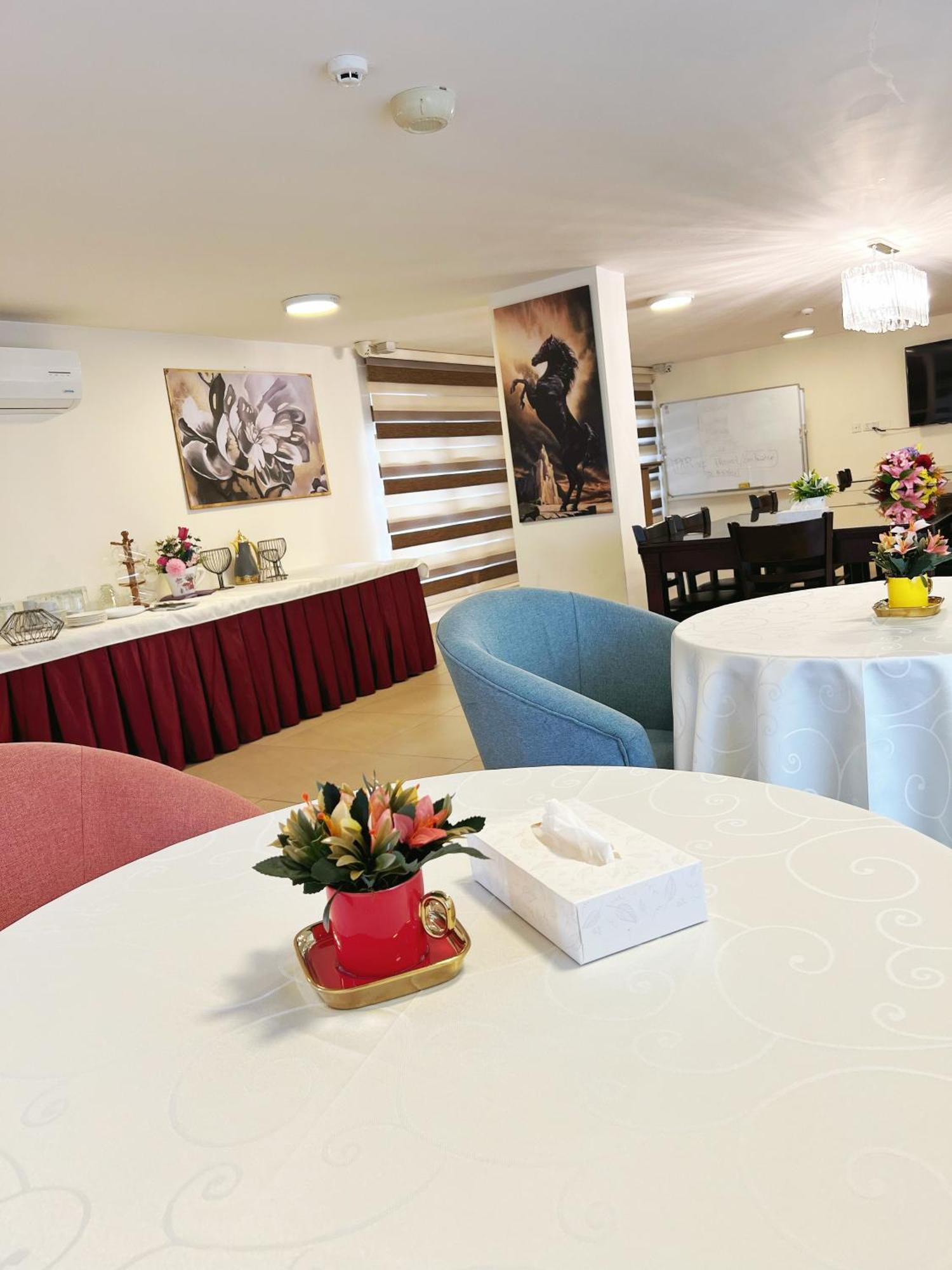 The Seventh Star Hotel Suites Amman Zewnętrze zdjęcie