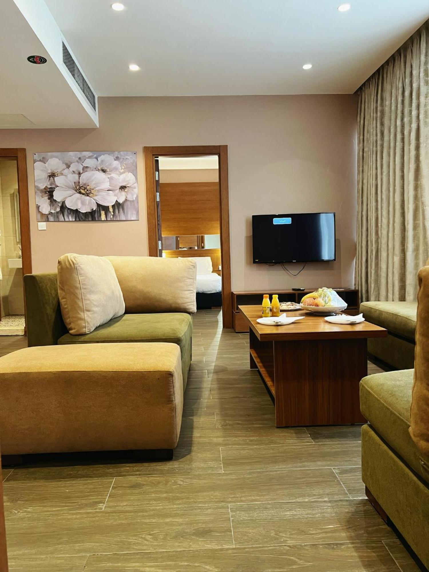 The Seventh Star Hotel Suites Amman Zewnętrze zdjęcie