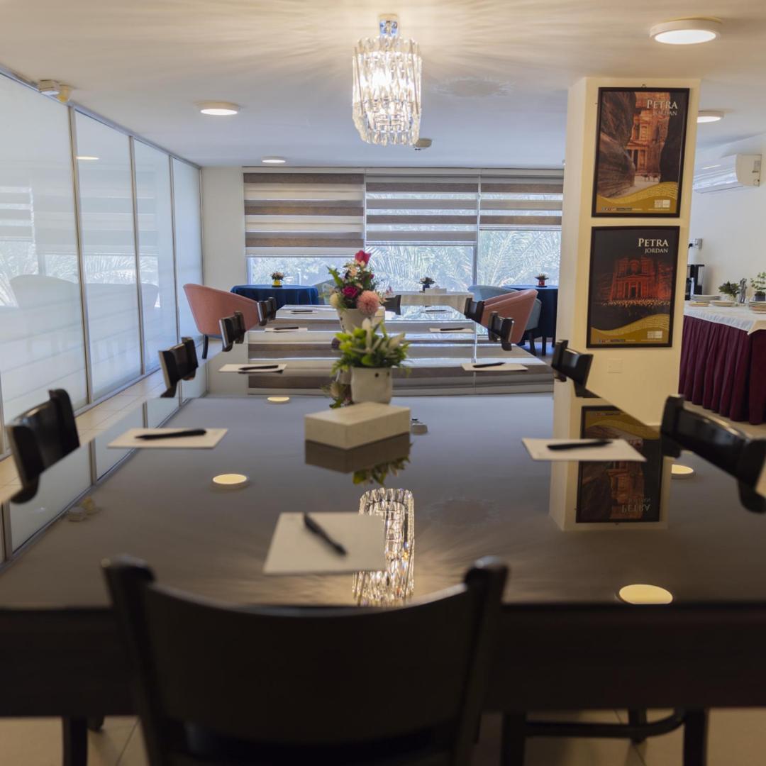 The Seventh Star Hotel Suites Amman Zewnętrze zdjęcie