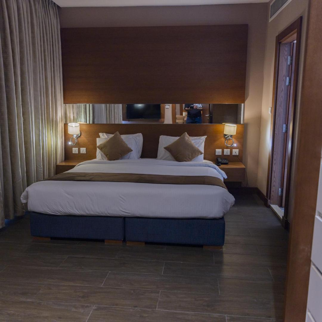 The Seventh Star Hotel Suites Amman Zewnętrze zdjęcie