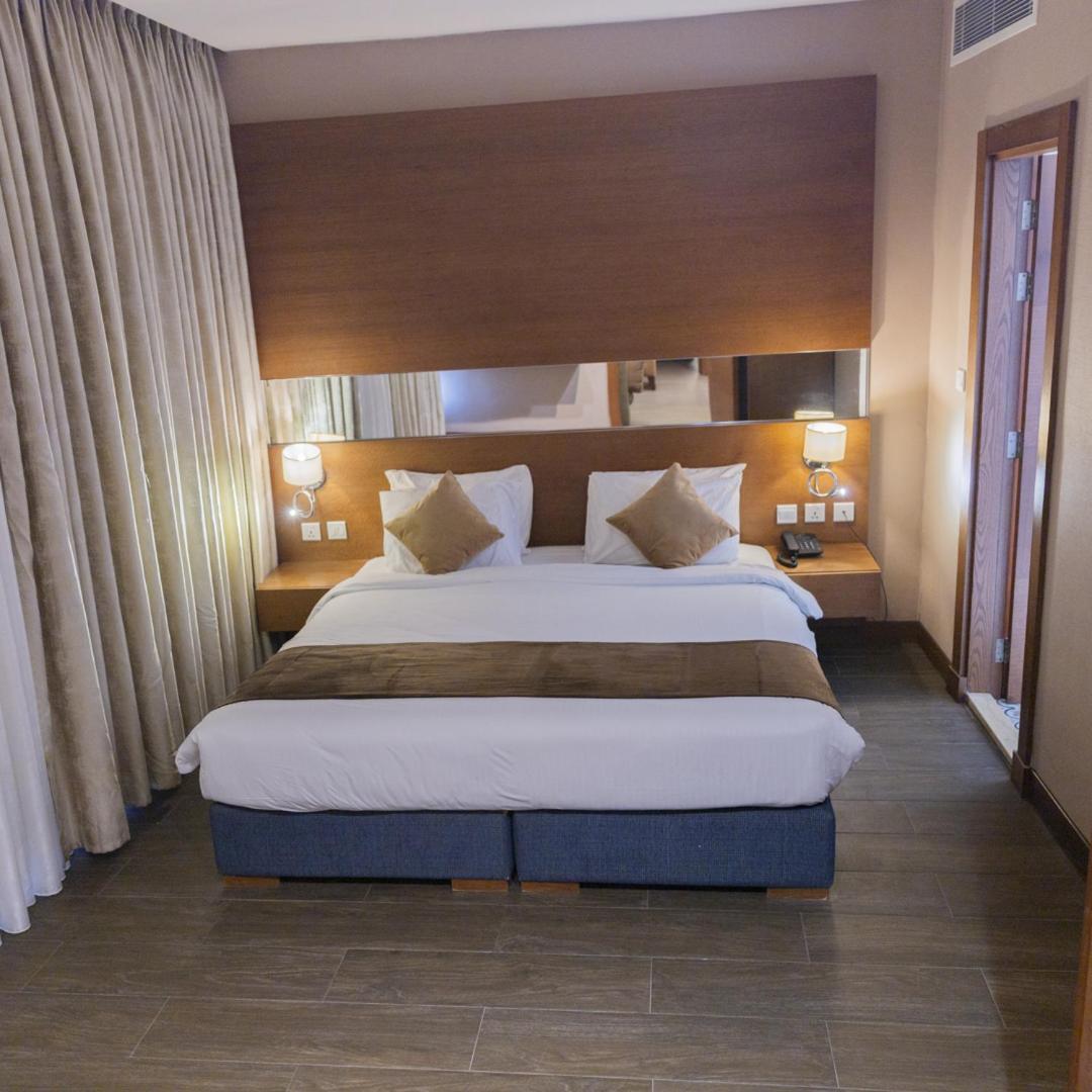 The Seventh Star Hotel Suites Amman Zewnętrze zdjęcie
